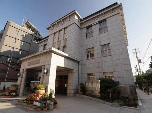 役所　大阪市天王寺区役所（役所）まで192m