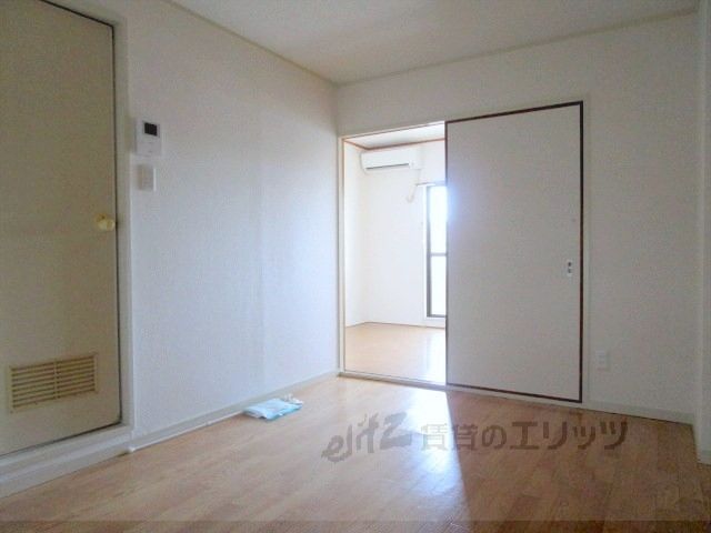 居室・リビング　洋室