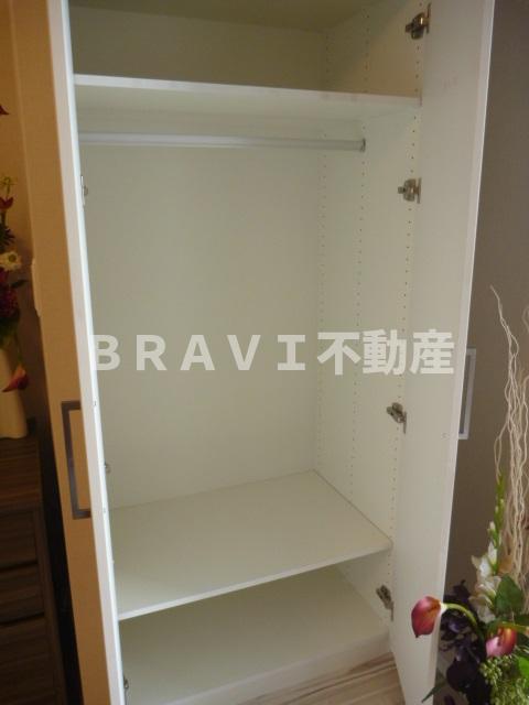 収納　【パークアクシス心斎橋】小物を収納するのに便利です