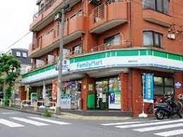 コンビニ　ファミリーマート板橋四葉店（コンビニ）まで378m