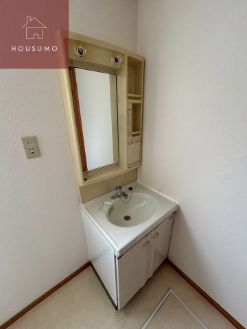 洗面設備　忙しい朝には欠かせない洗面所です