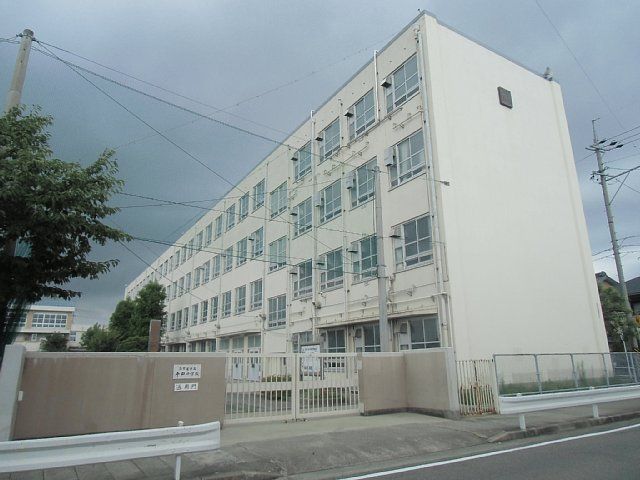 小学校　平田小学校（小学校）まで101m