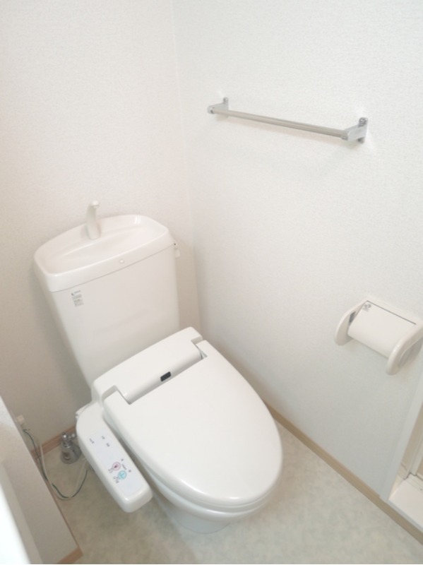 トイレ　図面と現状に相違がある場合には現状を優先