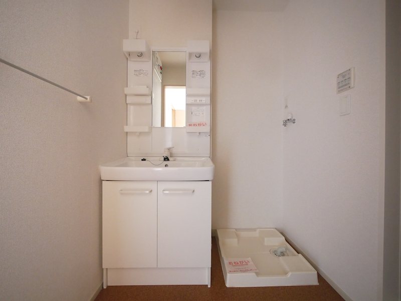 洗面設備　洗面化粧台・室内洗濯機置き場