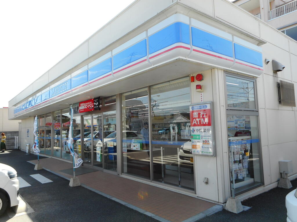 コンビニ　ローソン総社中央四丁目店（コンビニ）まで417m