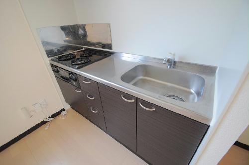 キッチン　実際のお部屋と異なる場合がございます。