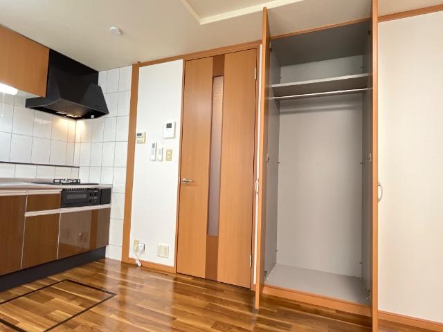 収納　リビング収納