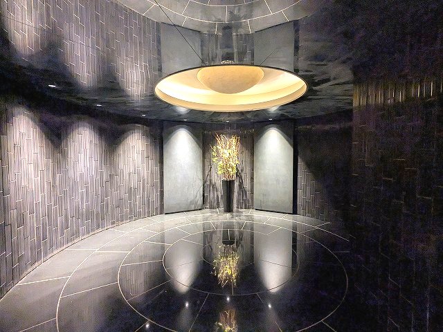 エントランス　瀟洒なエントランスロビー