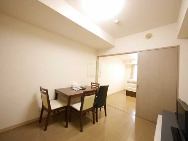 居室・リビング　お電話でお問合せのお客様を対象に初期費用割引中。