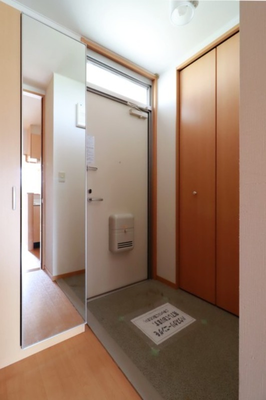 玄関　図面と現状に相違がある場合には現状を優先