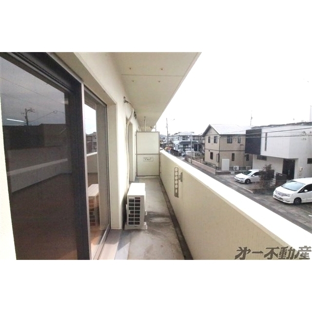 バルコニー　バルコニー