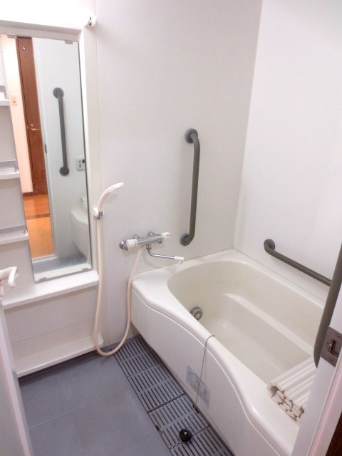 バス・シャワールーム