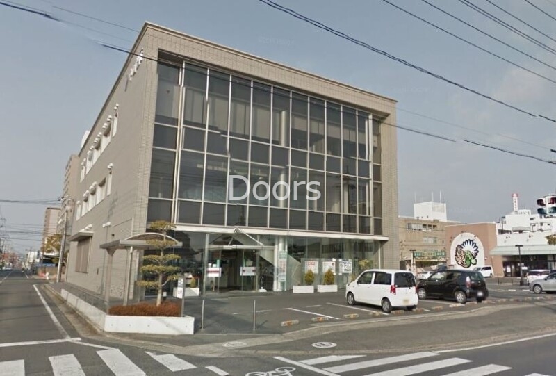銀行　中国銀行岡山西支店（銀行）まで347m