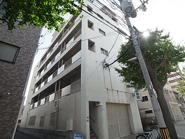 良本三川口マンションの外観写真