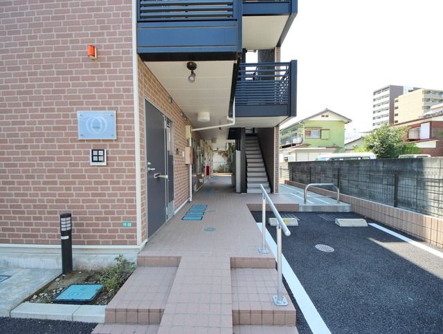 エントランス　エントランス