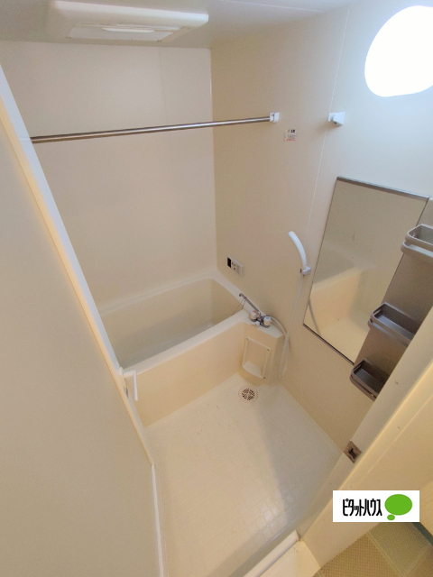 バス・シャワールーム　同物件別部屋