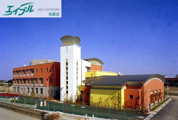 大学・短大　松阪地区医師会松阪看護専門学校（大学・短大）まで1600m