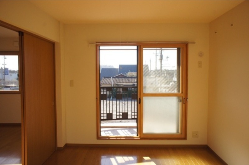 居室・リビング　図面と現状に相違がある場合には現状を優先