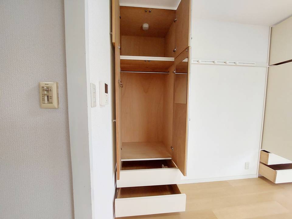 収納　クローゼット