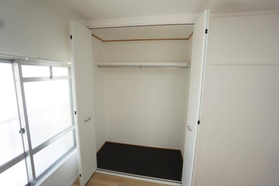 収納　クローゼット