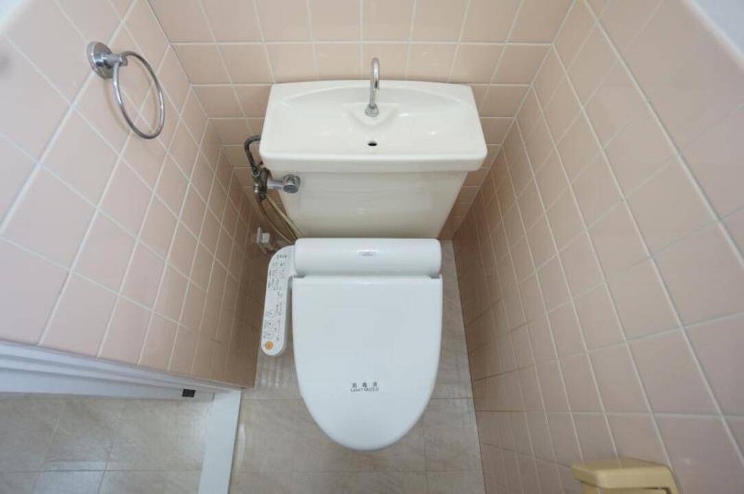 トイレ　トイレ