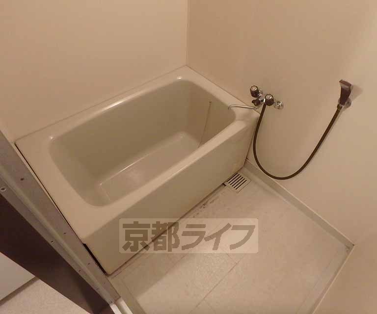 バス・シャワールーム　疲れはこちらで癒しましょう