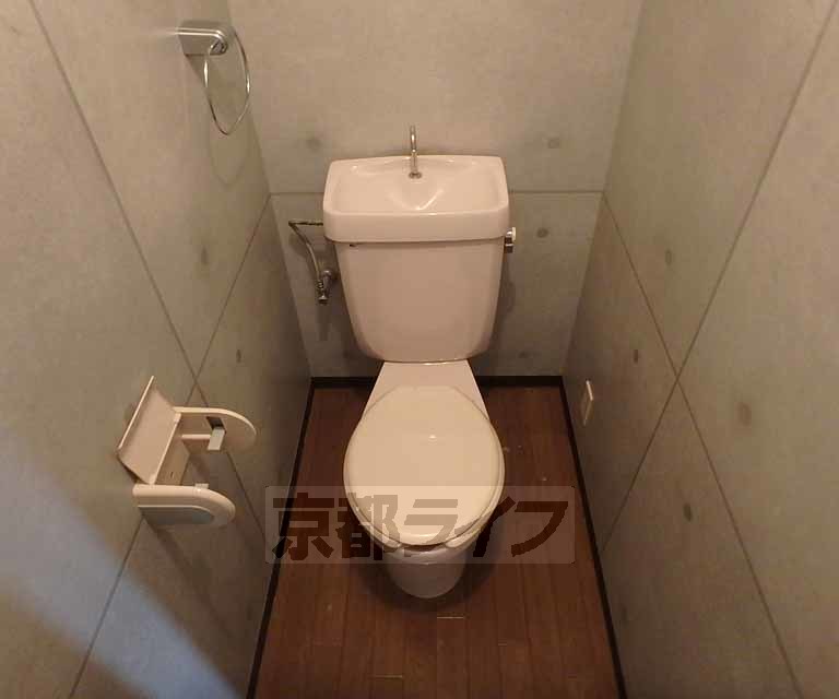 トイレ　お掃除も忘れずに