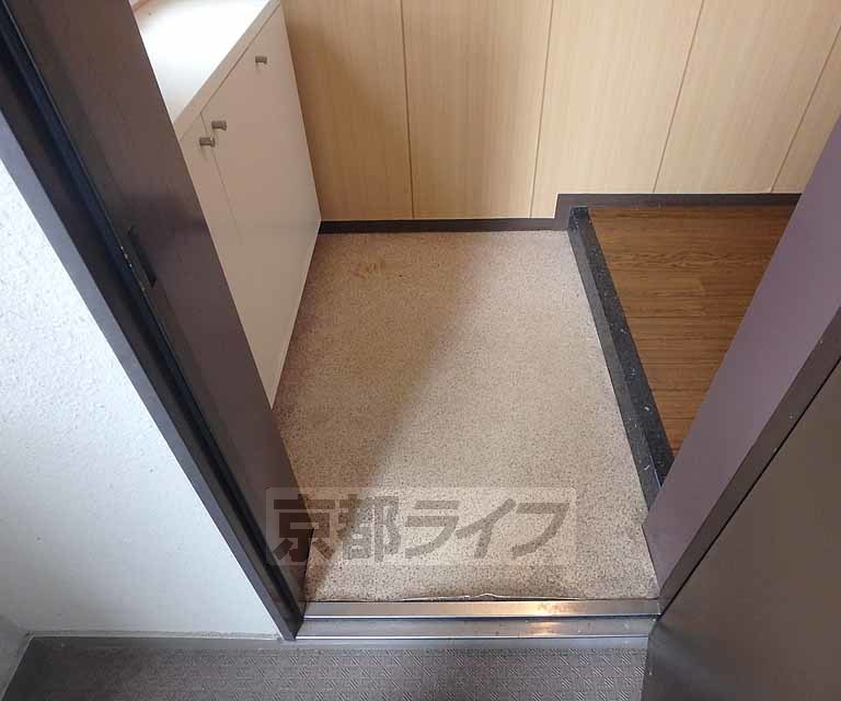 玄関　靴はそろえましょう