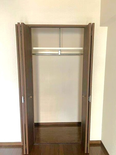 収納　クロゼット(洋室約6.3畳)