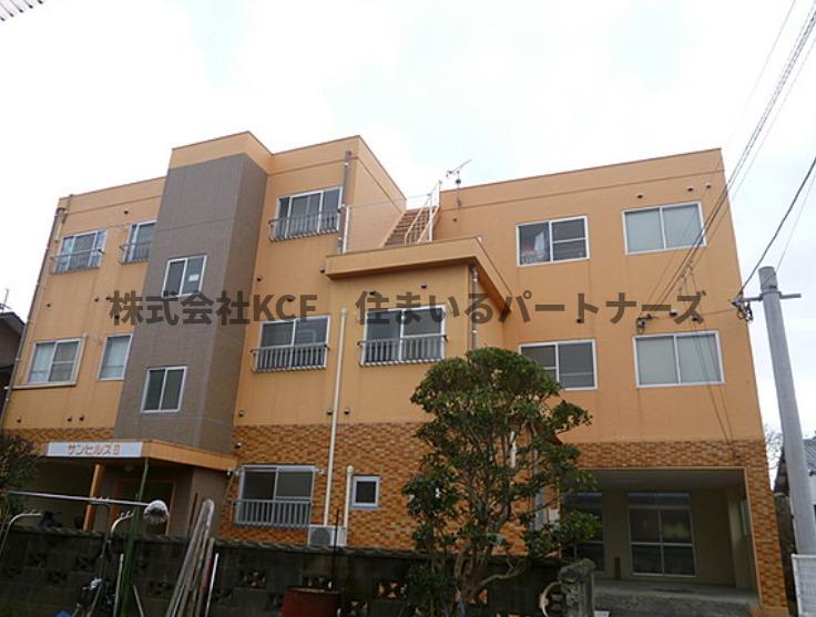 建物外観　落ち着いた雰囲気の外観です