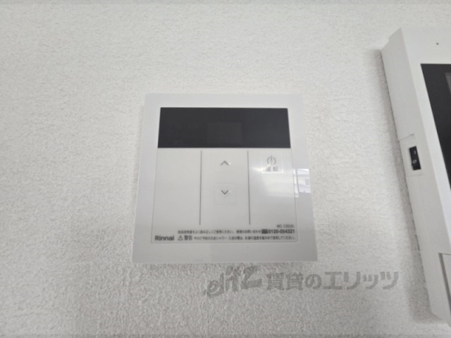 その他設備　給湯器リモコン