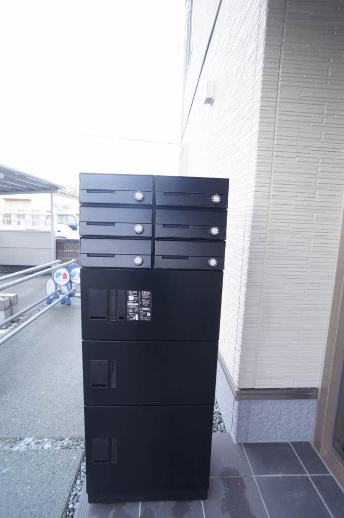 その他設備　集合ポスト・宅配ボッ