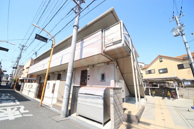 建物外観　外観は落ち着いています