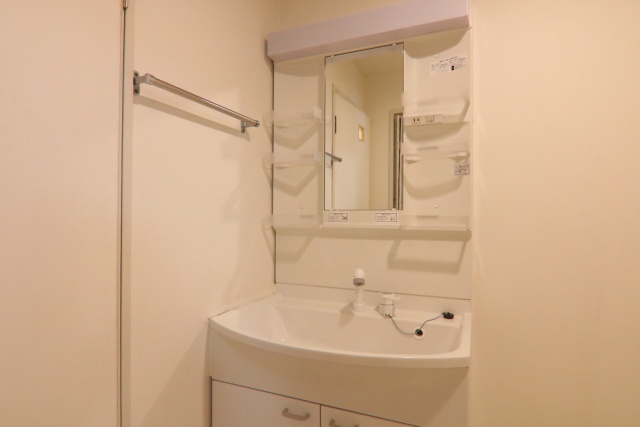 洗面設備　※別室の参考写真の為、現況優先です。