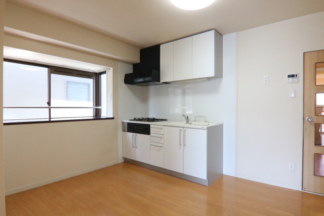 居室・リビング　※別室の参考写真の為、現況優先です。