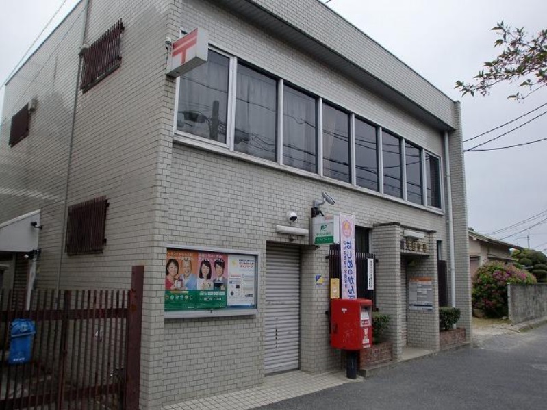 郵便局　磯長郵便局（郵便局）まで1000m