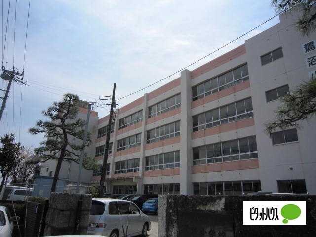 小学校　習志野市立鷺沼小学校（小学校）まで123m