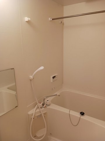 バス・シャワールーム　ゆったり過ごせるお風呂です