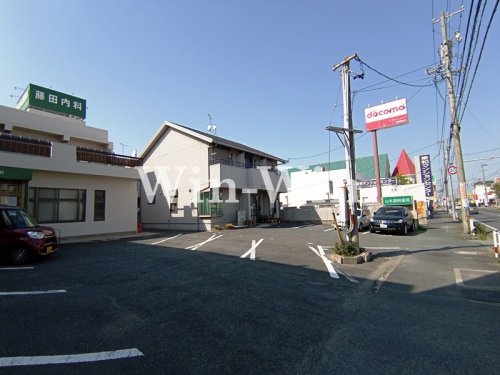 ドラックストア　山本調剤薬局（ドラッグストア）まで357m