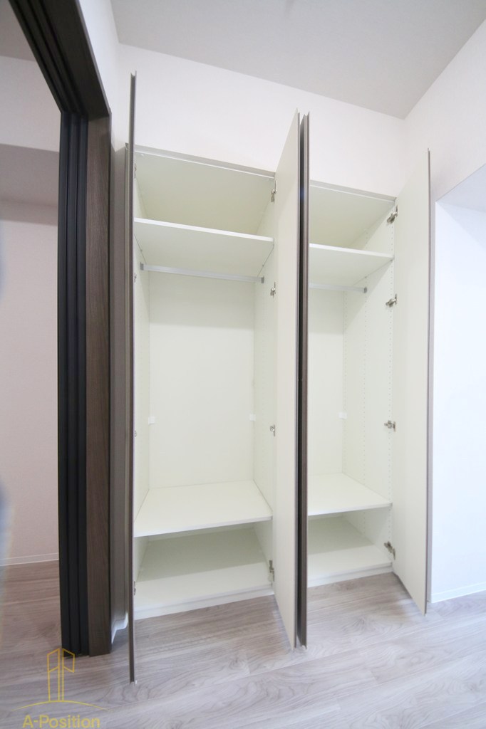 収納　クレストコート堂島