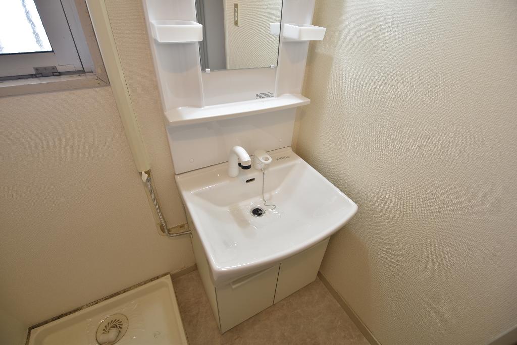 洗面設備　洗髪洗面化粧台