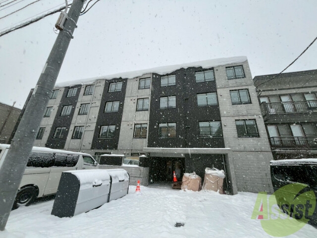建物外観　札幌市西区八軒三条西「ＲＩＴＺ　ＧＲＡＮＤＥ　八軒」