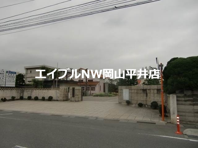 高校・高専　岡山県立岡山操山高校（高校・高専）まで194m