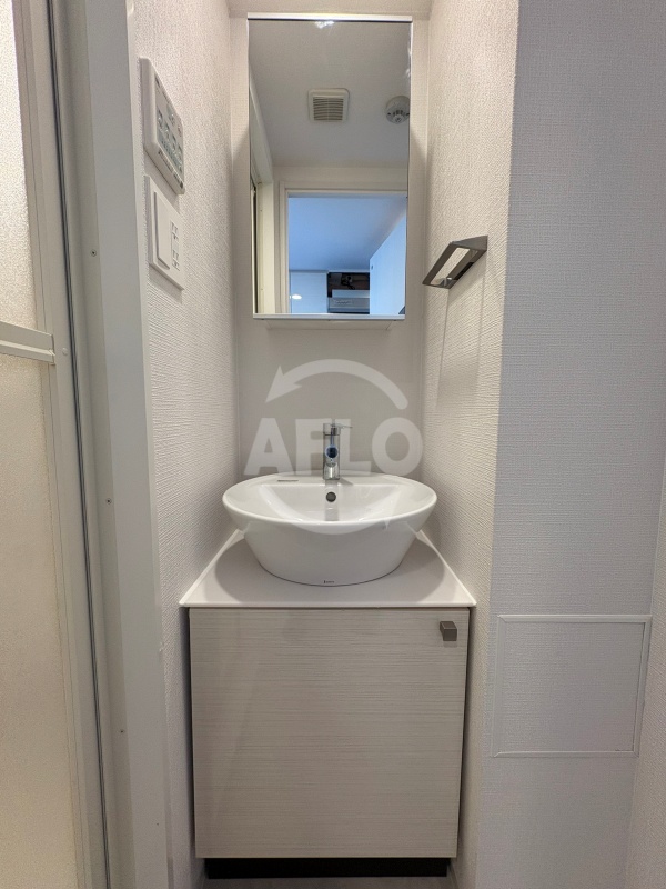 洗面設備　エスリード大阪平野プライム　独立洗面台