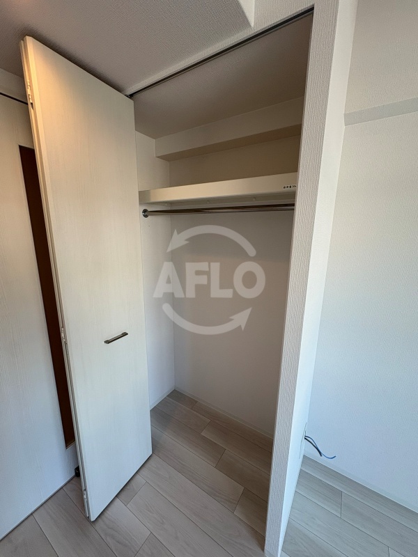 収納　エスリード大阪平野プライム　クローゼット