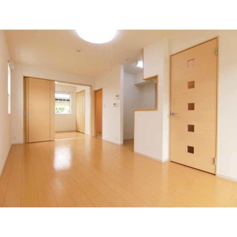 居室・リビング　図面と現状に相違がある場合には現状を優先