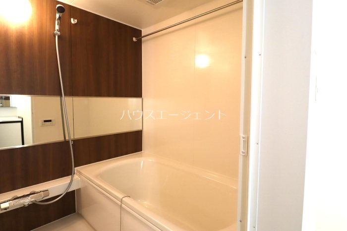 バス・シャワールーム　浴室です☆