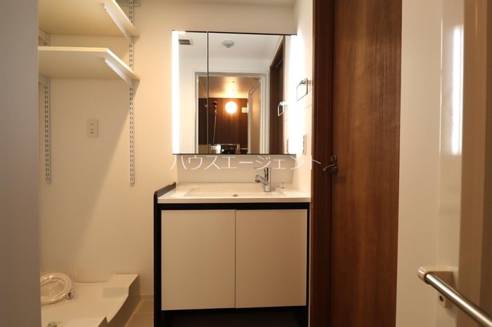 洗面設備　独立洗面台完備☆