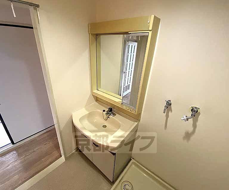 洗面設備　独立洗面台