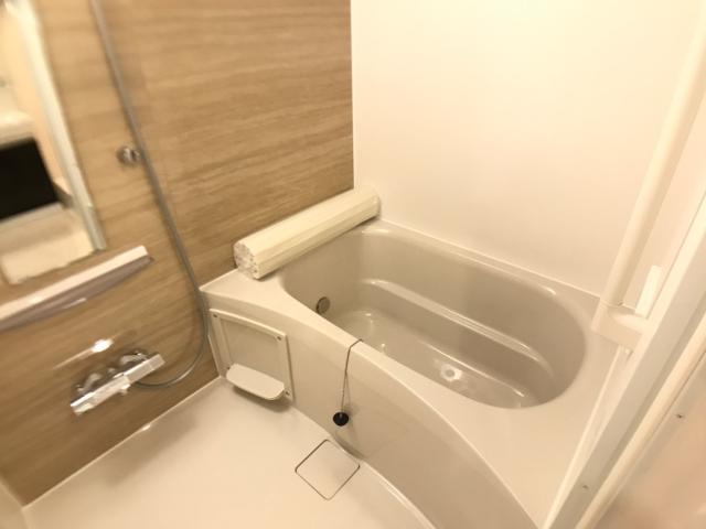 バス・シャワールーム　バス（イメージ）